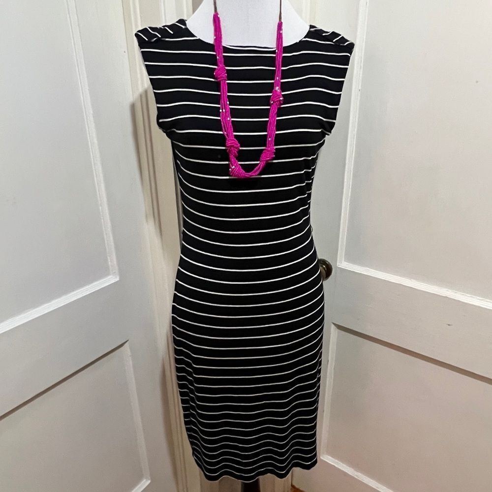 Calvin Klein Soft Jersey Knit Black and White Striped Dress Women's size 8